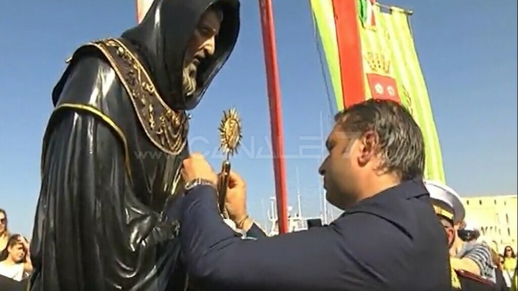 Canale 7 TV Monopoli La Processione Di San Francesco Da Paola