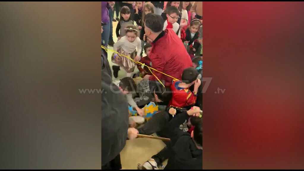 Canale Tv Prima Edizione Della Festa Della Pentolaccia In C Da