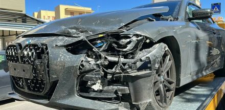 Scontro tra auto in pieno centro a Monopoli: un ferito